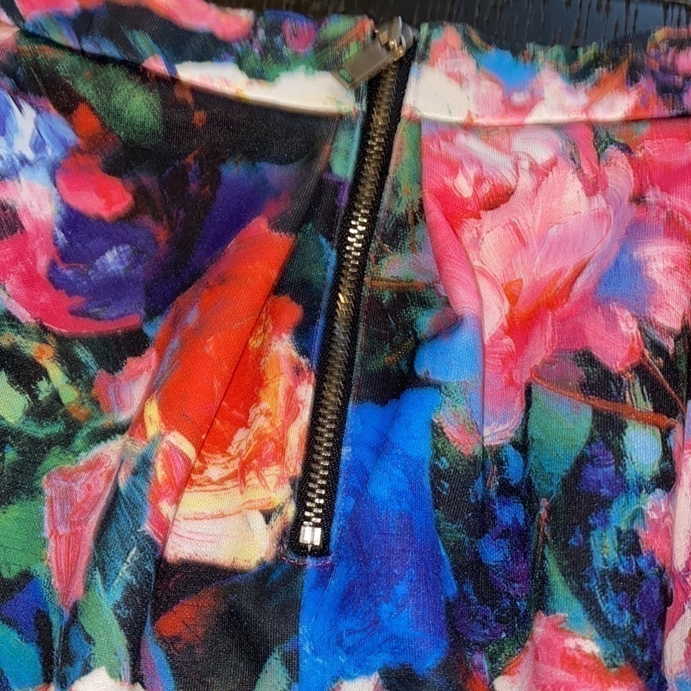 Express Floral Pleated Watercolor Colorful Rainbow Mini Back Zip Skirt - Picture 7 of 9
